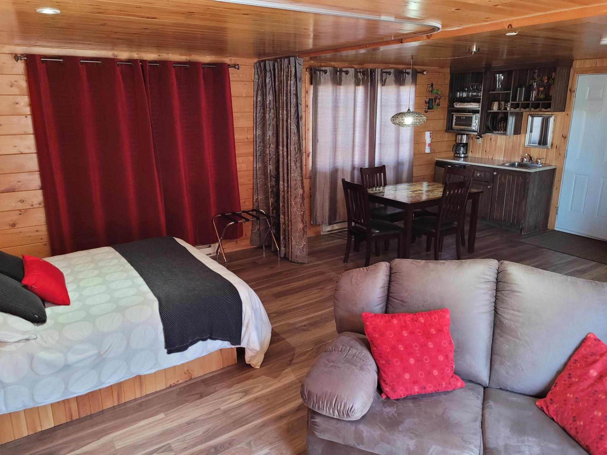 Centre De Vacances 5 Etoiles Family Resort Sacre-Coeur ภายนอก รูปภาพ